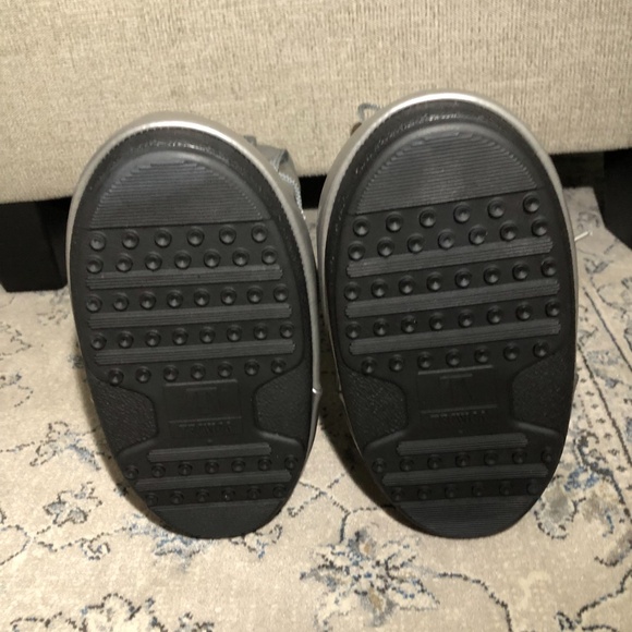 MOON BOOT Icon Glance metallic shell and snow boots - Picture 11 of 12